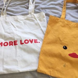 F21 Reusable tote bags